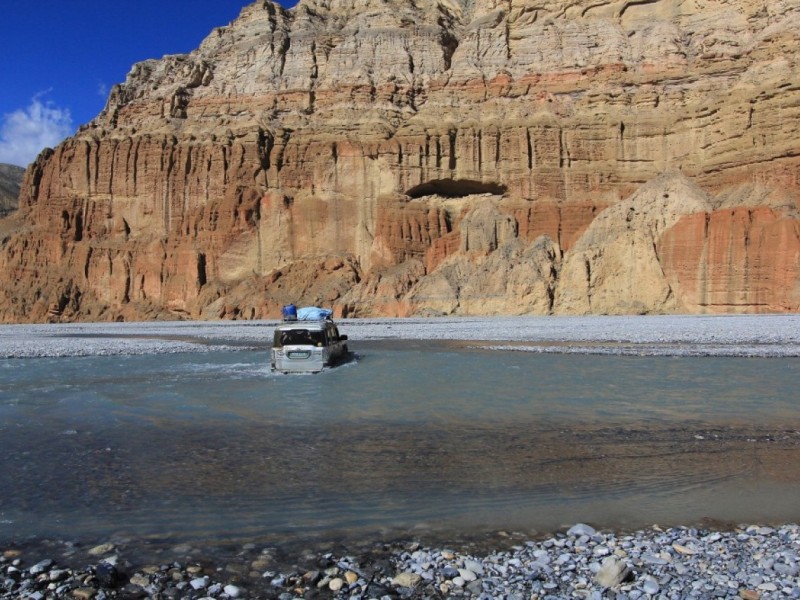 4WD Jeep Drive Tour in Upper Mustang