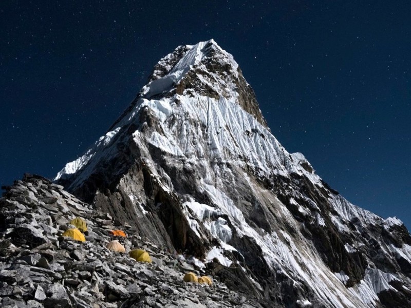 Ama-Dablam 6,812m Rapid Ascent / Descent Expedition