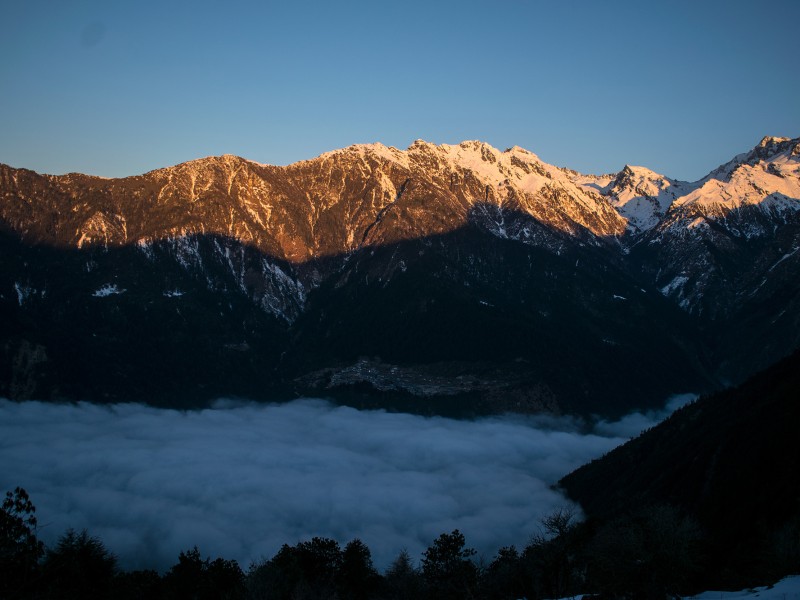 Langtang Helambu Trek