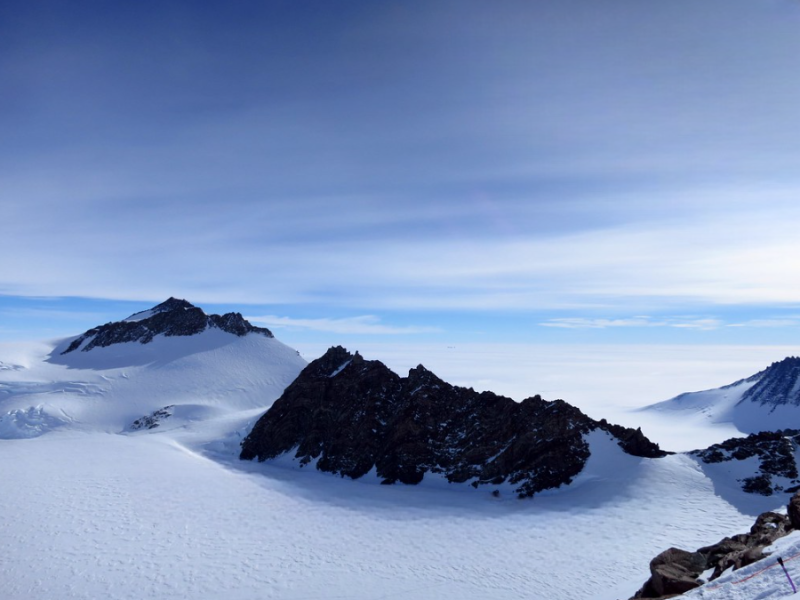 Mount Vinson (4,892 m) Expedition